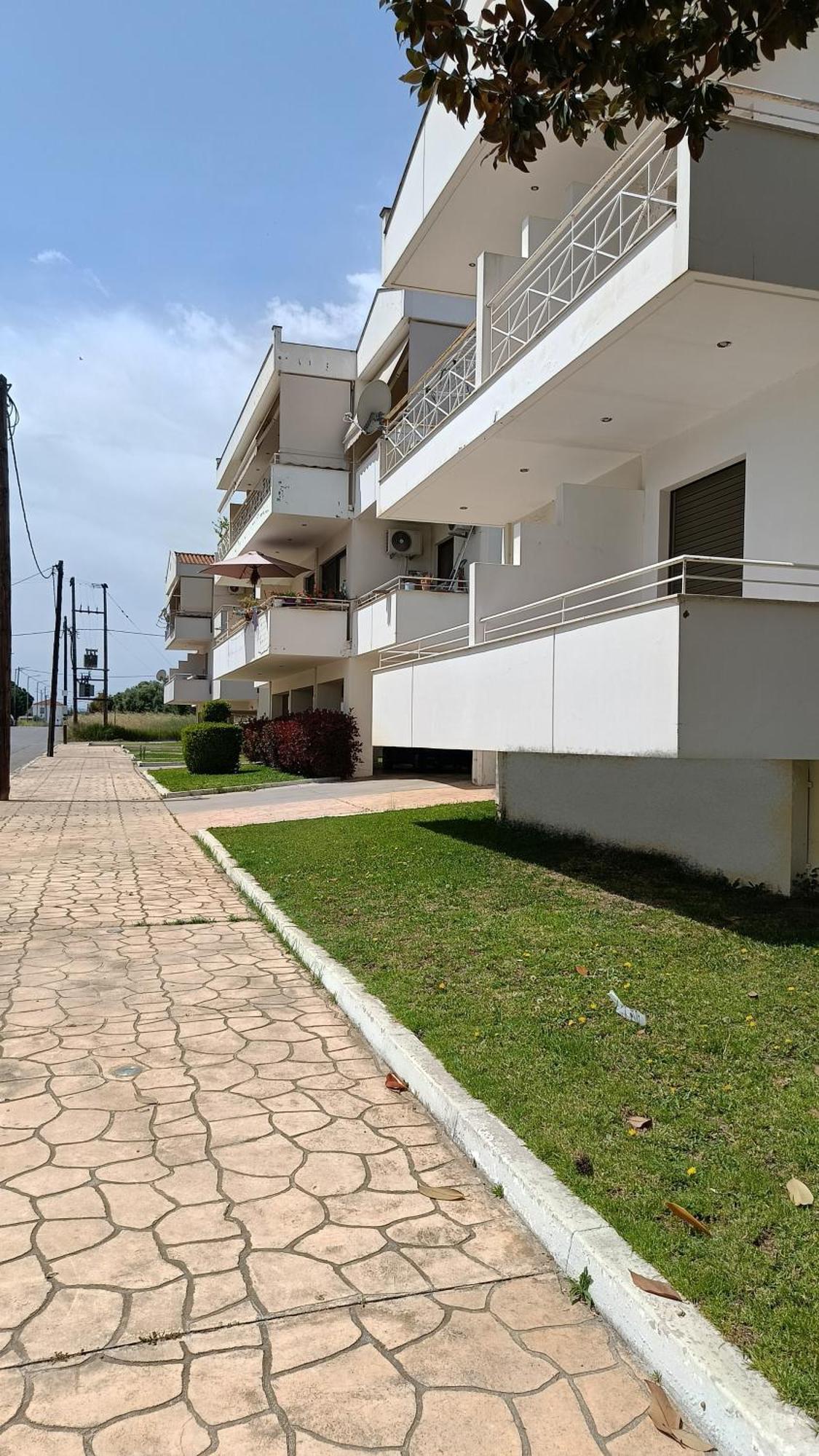 Cozy Nights Apartment Messini Exterior photo